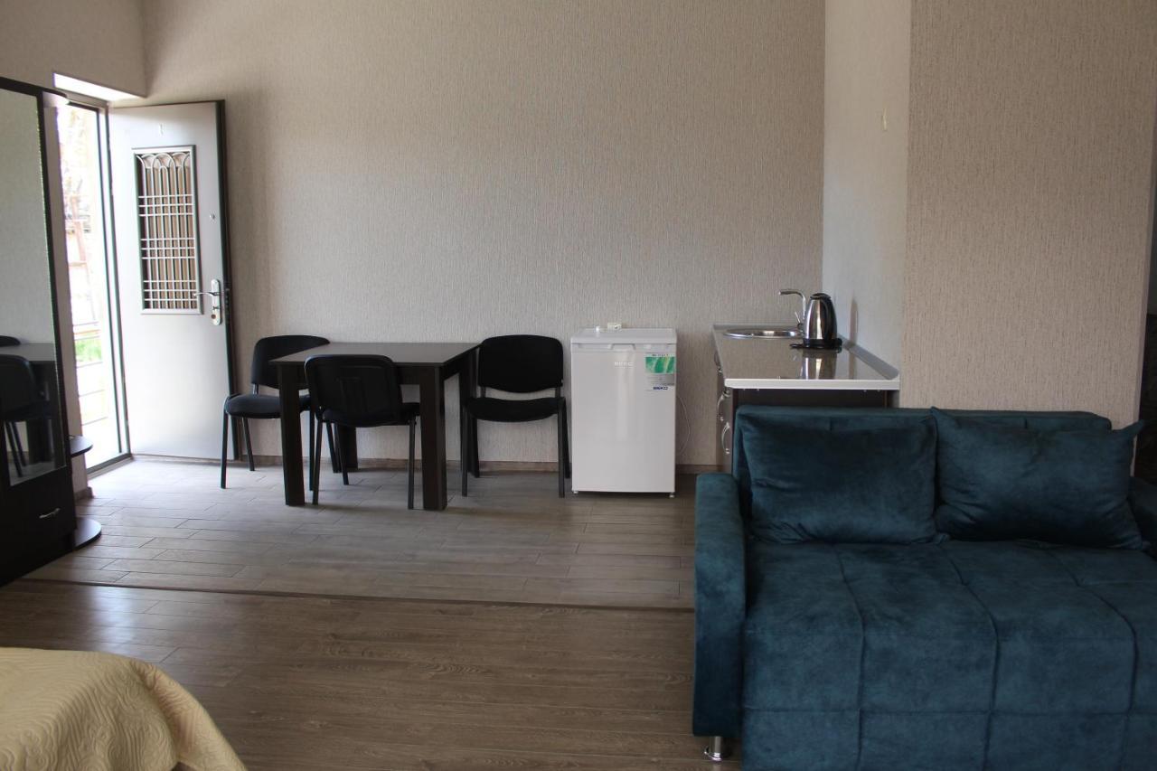 אחלציחה Hotel Rabati מראה חיצוני תמונה