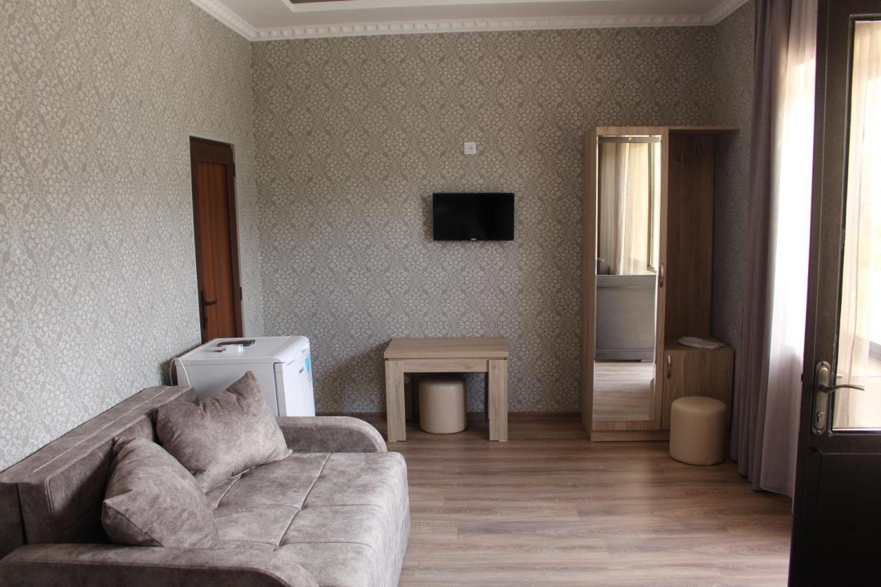 אחלציחה Hotel Rabati מראה חיצוני תמונה