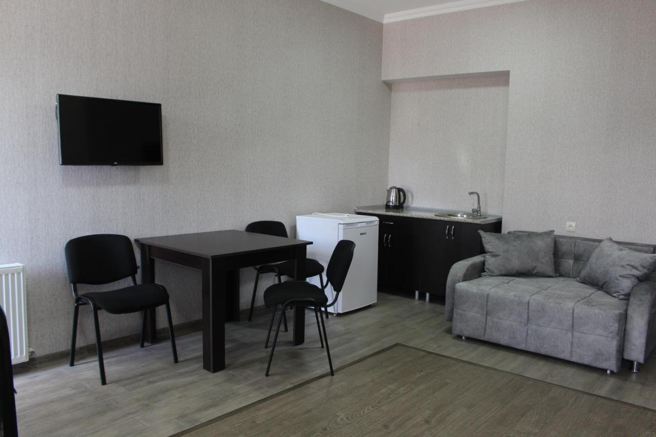 אחלציחה Hotel Rabati מראה חיצוני תמונה