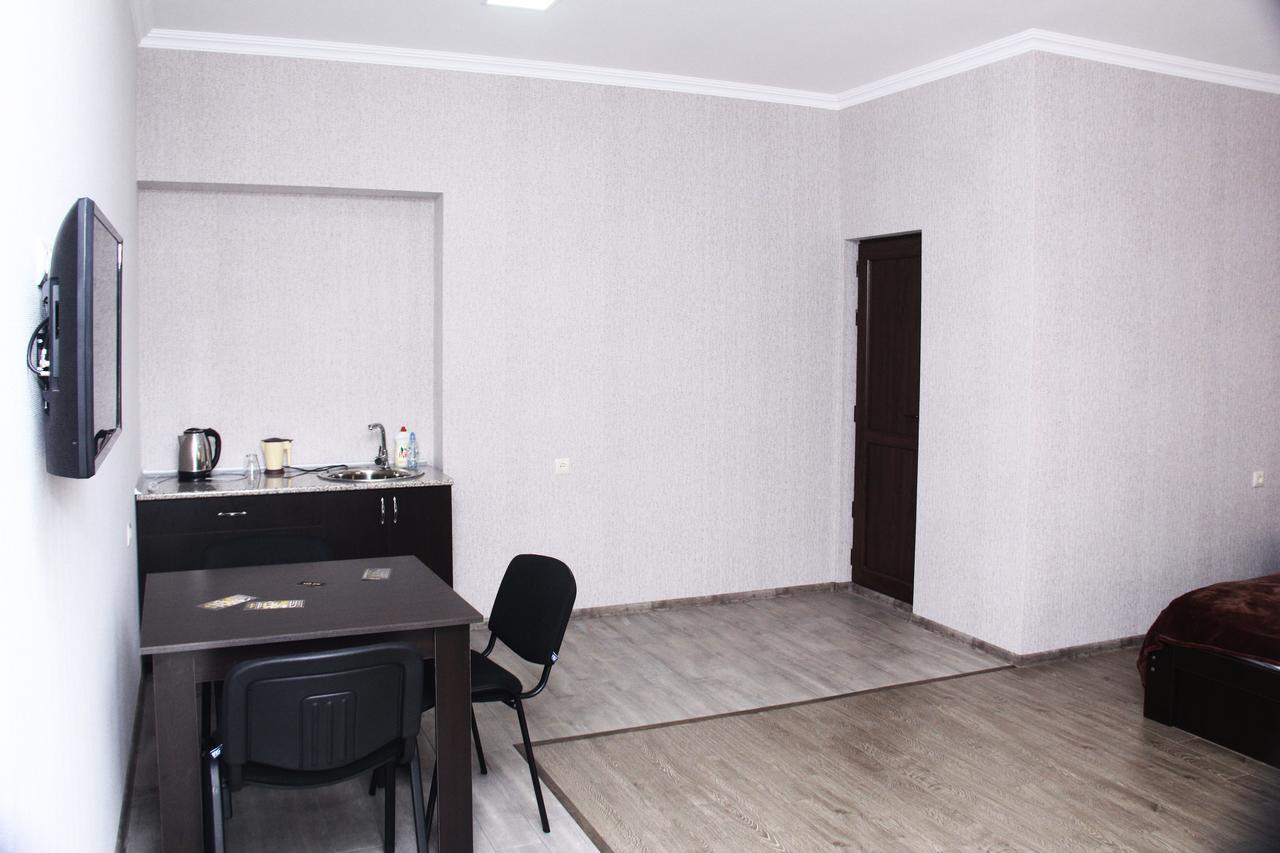 אחלציחה Hotel Rabati מראה חיצוני תמונה