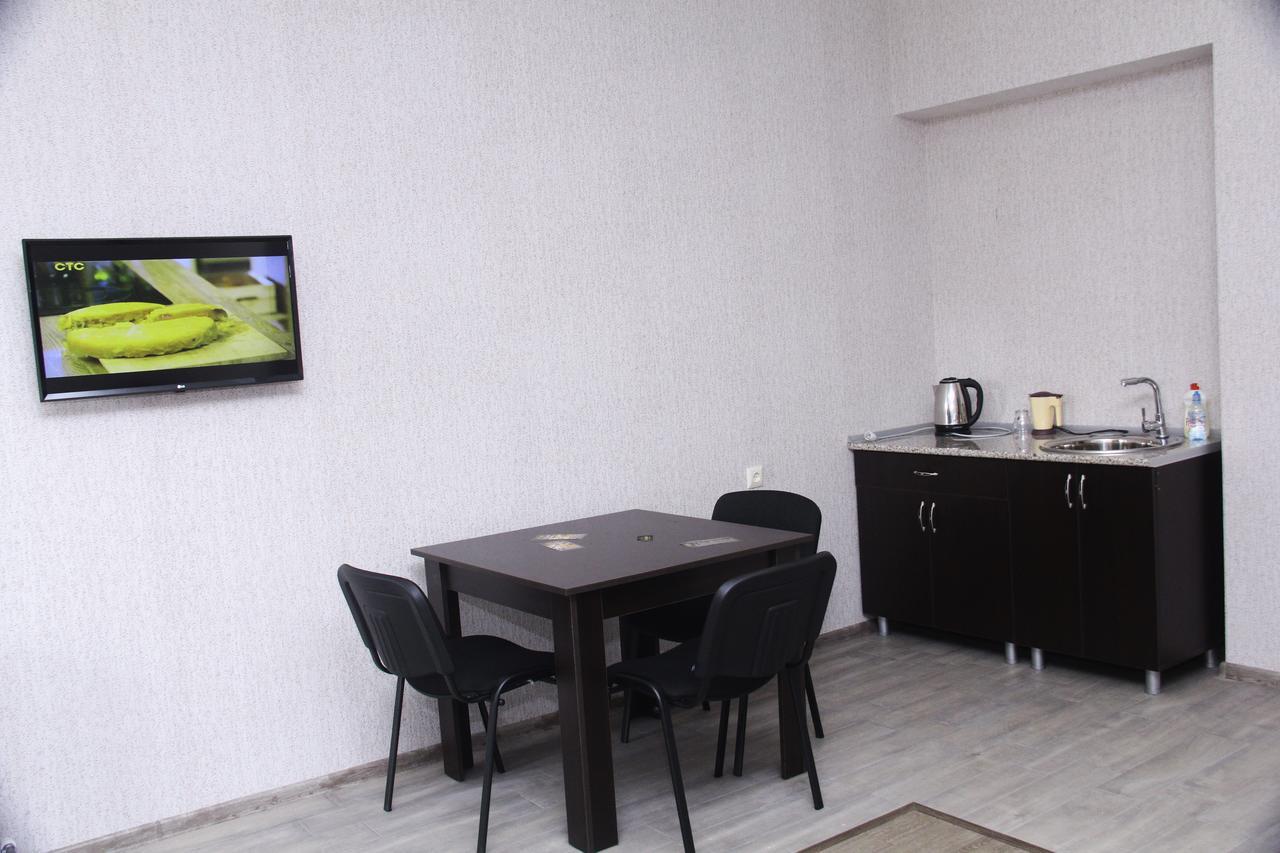 אחלציחה Hotel Rabati מראה חיצוני תמונה